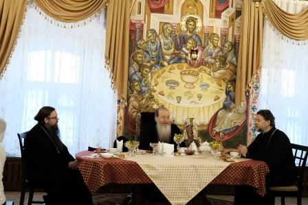 Митрополит Владимирский и Суздальский Тихон провел встречу со студентами духовной школы